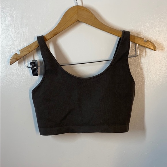 American Eagle Cropped Cami M - Picture 1 of 3